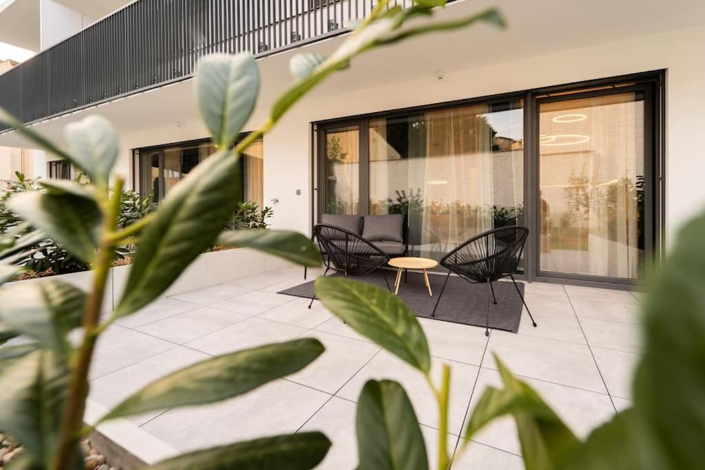 Gold Garden Terrace Apartment ブルノ エクステリア 写真